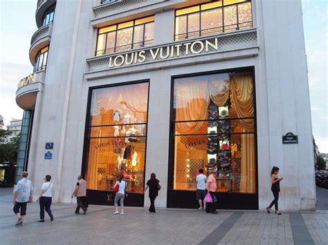 lv shop paris|louis vuitton paris stores.